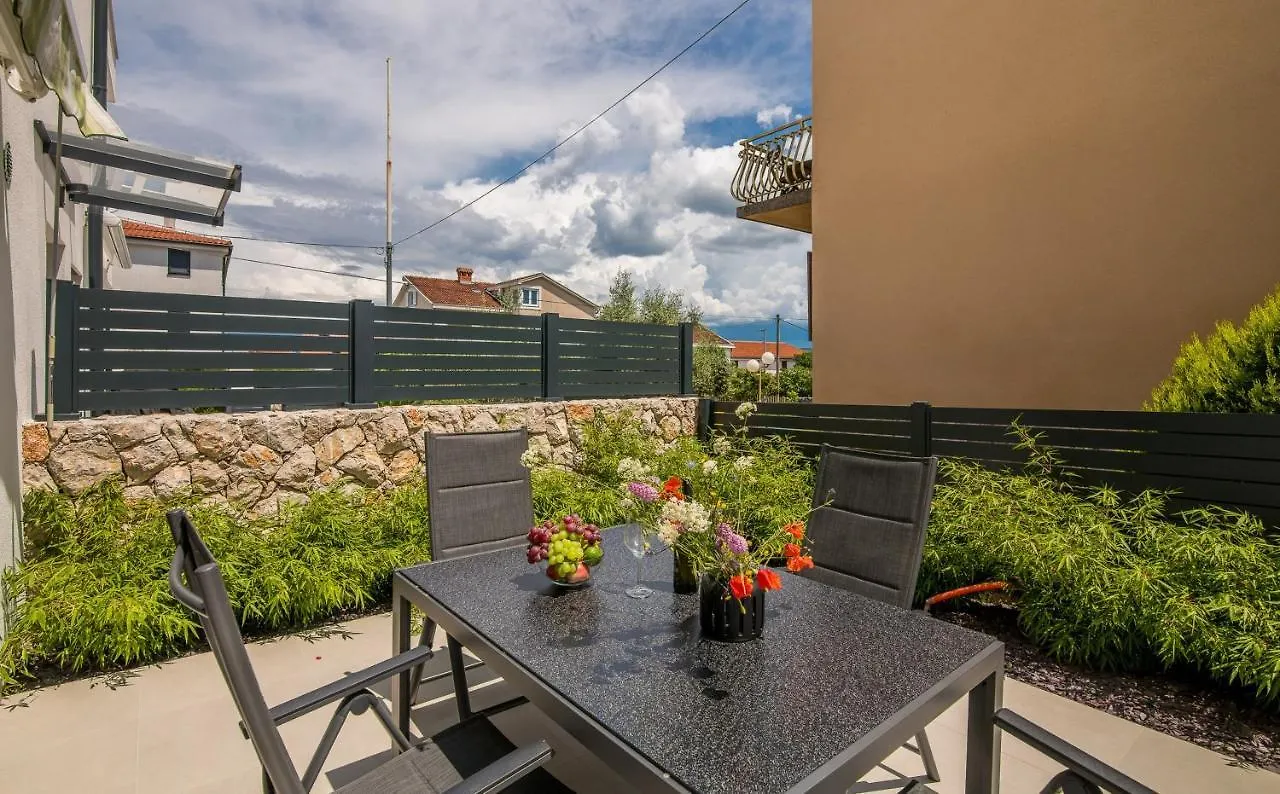 Apartments Murvica De Luxe Malinska 0*,  Croatia
